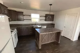9769 S Thornton Rd, Casa Grande, AZ 85193 - Photo 4