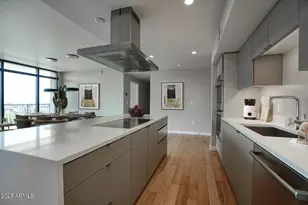 200 W Portland St, Phoenix, AZ 85003 - Photo 6
