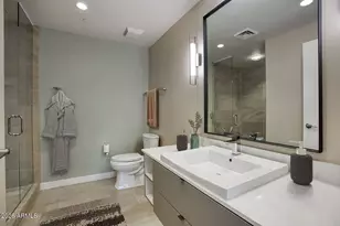 200 W Portland St, Phoenix, AZ 85003 - Photo 22