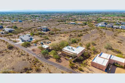2324 W Sunrise Drive, Phoenix, AZ 85041 - Photo 88