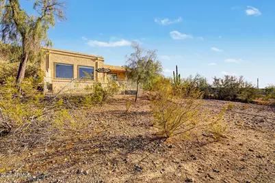 2324 W Sunrise Drive, Phoenix, AZ 85041 - Photo 12