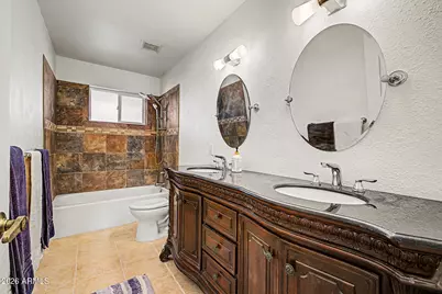 2324 W Sunrise Drive, Phoenix, AZ 85041 - Photo 46