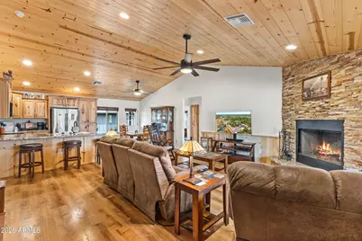 241 W Owens Street, Show Low, AZ 85901 - Photo 8