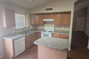 2444 W Blue Sky Dr, Phoenix, AZ 85085 - Photo 4