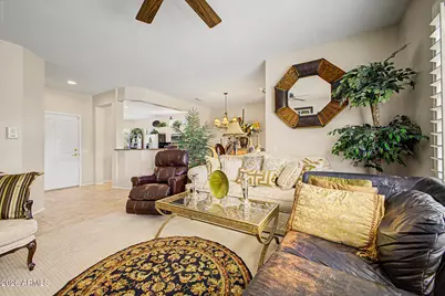 16429 W Peppertree Court, Surprise, AZ 85387 - Photo 10