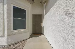 732 S Paustian Cir, Apache Junction, AZ 85120 - Photo 4