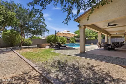 18619 W Oregon Avenue, Litchfield Park, AZ 85340 - Photo 8