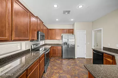 13156 W Chaparosa Way, Peoria, AZ 85383 - Photo 30