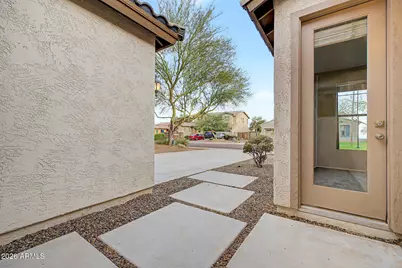 13156 W Chaparosa Way, Peoria, AZ 85383 - Photo 16