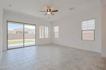 7675 W Bronco Trail, Peoria, AZ 85383 - Photo 6