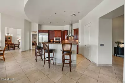 14 W Summerset Drive, Phoenix, AZ 85085 - Photo 8