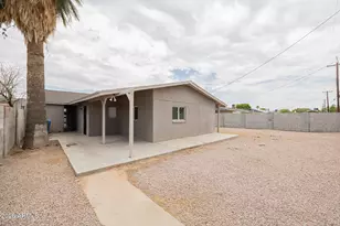 2062 E Nancy Ln, Phoenix, AZ 85042 - Photo 28