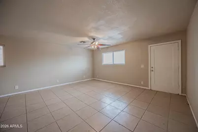 2062 E Nancy Lane, Phoenix, AZ 85042 - Photo 8