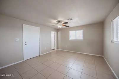 2062 E Nancy Lane, Phoenix, AZ 85042 - Photo 12