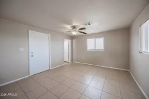 2062 E Nancy Ln, Phoenix, AZ 85042 - Photo 12