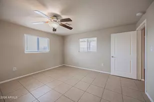 2062 E Nancy Ln, Phoenix, AZ 85042 - Photo 14