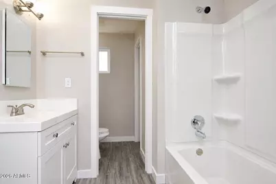 2210 W Devonshire Avenue, Phoenix, AZ 85015 - Photo 10