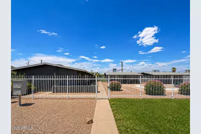 2210 W Devonshire Avenue, Phoenix, AZ 85015 - Photo 12