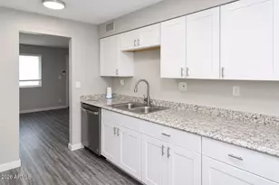 2210 W Devonshire Ave, Phoenix, AZ 85015 - Photo 6
