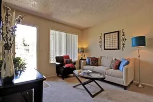 8344 N 67th Ave, Glendale, AZ 85302 - Photo 2