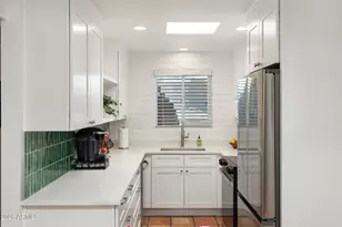 3036 N 32nd St, Phoenix, AZ 85018 - Photo 2