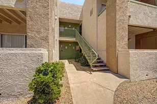1295 N Ash St, Gilbert, AZ 85233 - Photo 2