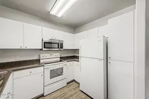 1295 N Ash St, Gilbert, AZ 85233 - Photo 12