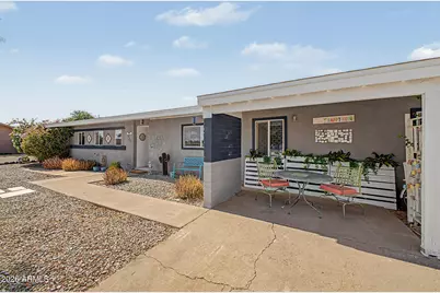 930 E Desert Avenue, Apache Junction, AZ 85119 - Photo 4