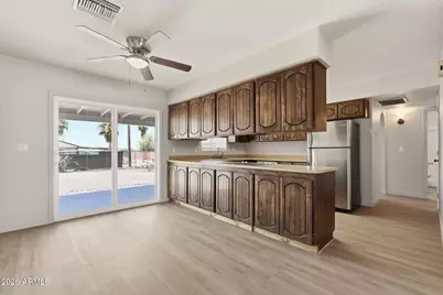 1301 E 29th Avenue, Apache Junction, AZ 85119 - Photo 10