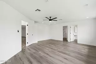 4039 E Catalina Cir, Mesa, AZ 85206 - Photo 20