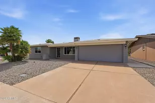 4039 E Catalina Cir, Mesa, AZ 85206 - Photo 2