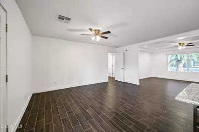 2914 E Michelle Drive, Phoenix, AZ 85032 - Photo 10