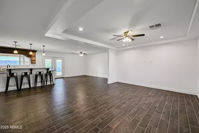 2914 E Michelle Drive, Phoenix, AZ 85032 - Photo 2