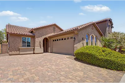 272 E Glacier Drive, Chandler, AZ 85249 - Photo 2