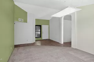 4900 W Earhart Way, Chandler, AZ 85226 - Photo 4