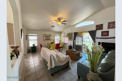 333 W Bruce Avenue, Gilbert, AZ 85233 - Photo 6