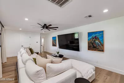 4332 N 39th Street, Phoenix, AZ 85018 - Photo 12