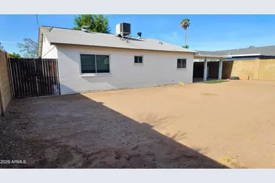5562 W Edgemont Avenue, Phoenix, AZ 85035 - Photo 4