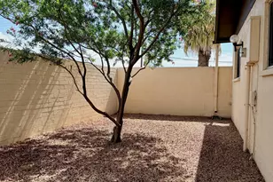312 W Laguna Dr, Tempe, AZ 85282 - Photo 20