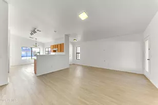 7594 W Citrus Way, Glendale, AZ 85303 - Photo 2