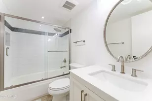 7930 E Camelback Rd, Scottsdale, AZ 85251 - Photo 8