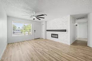 7202 W Shangri La Rd, Peoria, AZ 85345 - Photo 6