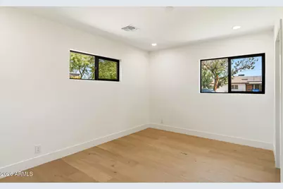 8912 N 17th Avenue, Phoenix, AZ 85021 - Photo 16