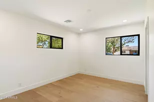 8912 N 17th Ave, Phoenix, AZ 85021 - Photo 16