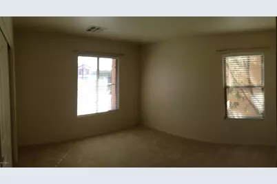 2050 S Falcon Drive, Gilbert, AZ 85295 - Photo 8