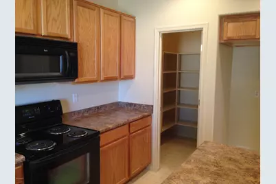 2050 S Falcon Drive, Gilbert, AZ 85295 - Photo 4