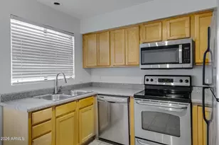 11640 N 51st Ave, Glendale, AZ 85304 - Photo 10