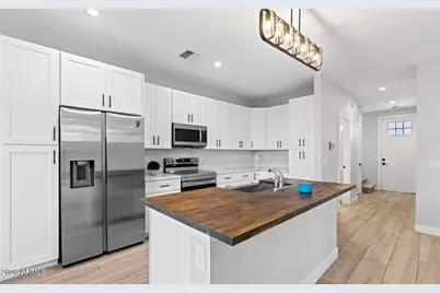 2601 N 27th Street #2, Phoenix, AZ 85008 - Photo 1