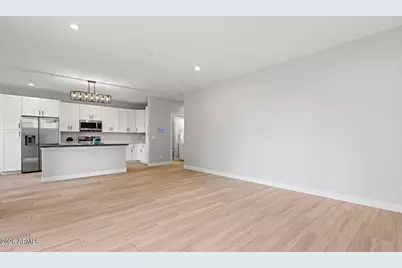 2601 N 27th Street #2, Phoenix, AZ 85008 - Photo 2