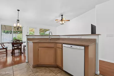7439 W Louise Drive, Glendale, AZ 85310 - Photo 16